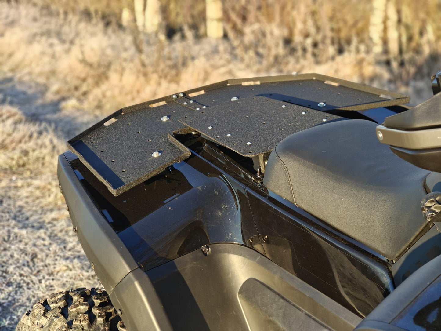 Snarler AT10 rear seat infill rack