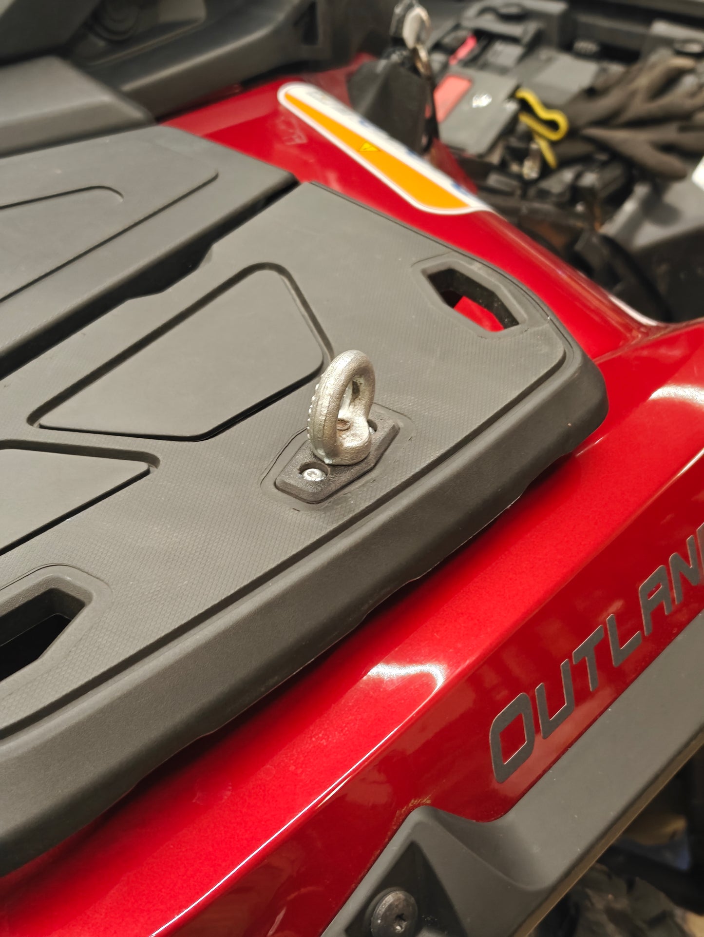 Can-Am Outlander G3 etutarakan kiinnitysankkuri M6