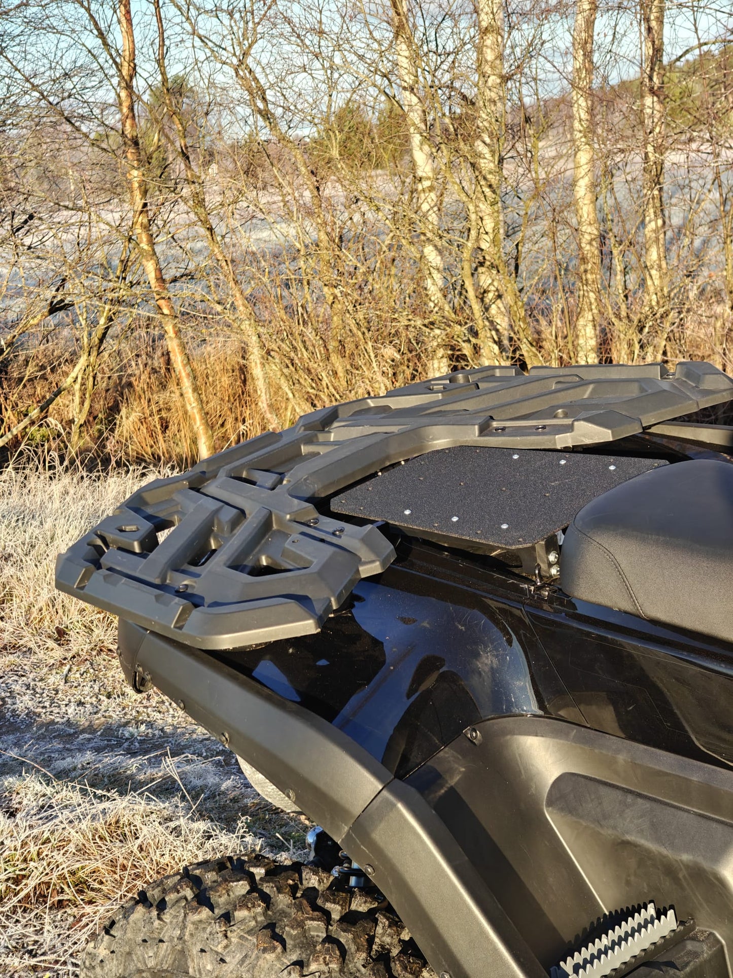 Snarler AT10 rear seat infill rack