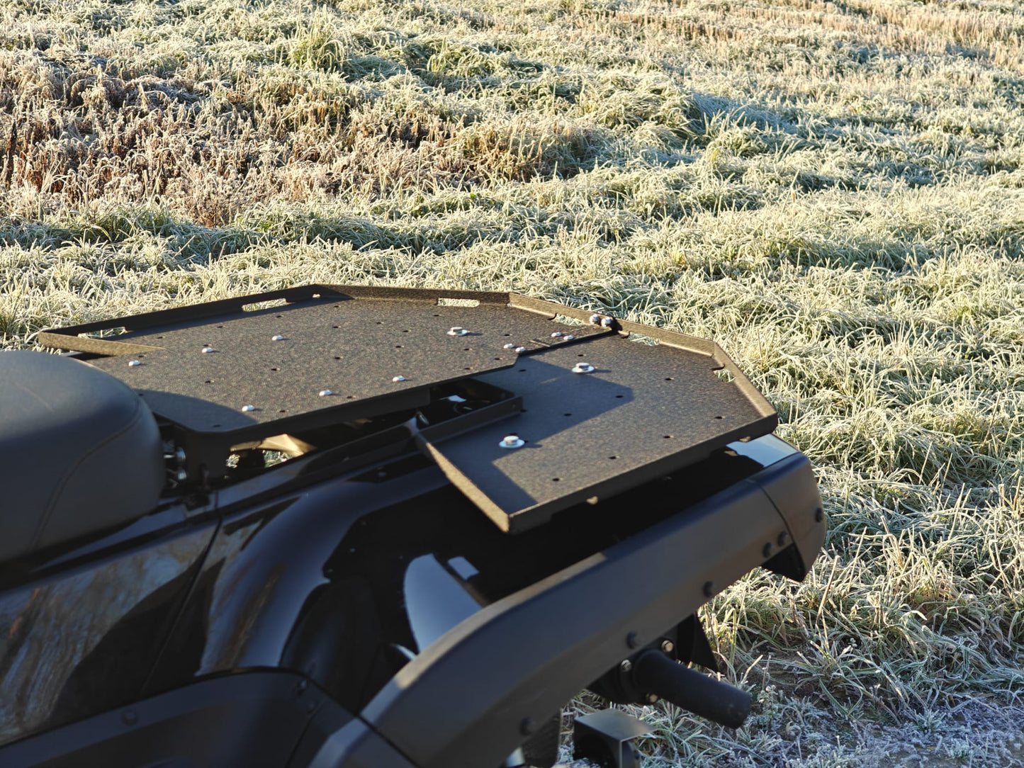 Snarler AT10 rear seat infill rack